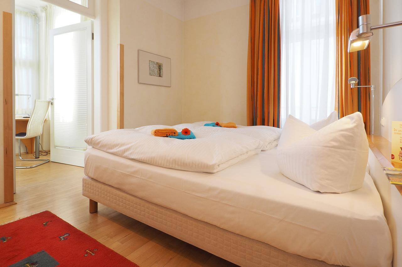 Seetelhotel Villa Aurora ゼーバート・ヘリングスドルフ エクステリア 写真